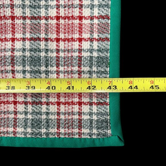Vintage Blanket Tablecloth Handmade 1960s Green Red Plaid Polyester Christmas - Picture 6 of 6
